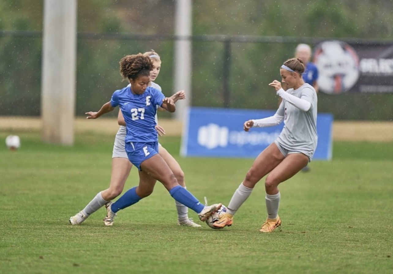 Estudiantes atletas que utilizaron los servicios de Propella destacan en el campeonato nacional de fútbol universitario