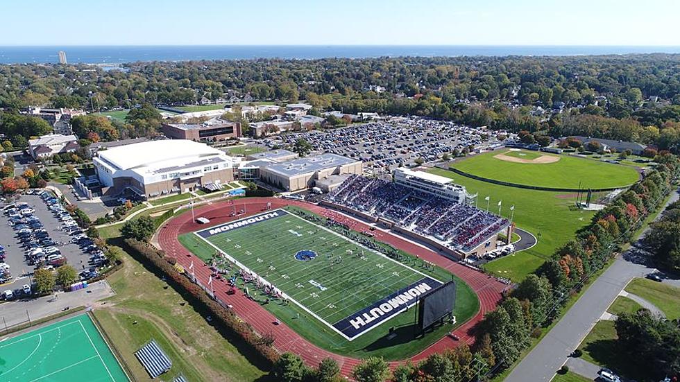 Dos atletas costarricenses reciben beca de Monmouth University en New Jersey